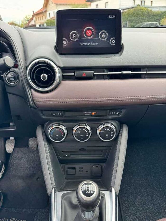 Mazda CX-3 2.0 SKYACTIVE - G 120 KIZOKU Intense