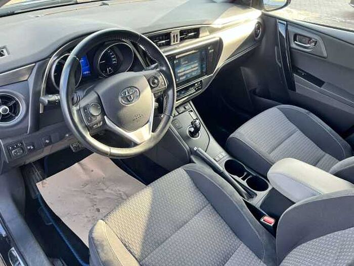 Toyota Auris Touring Sports Hybrid Edition-S+