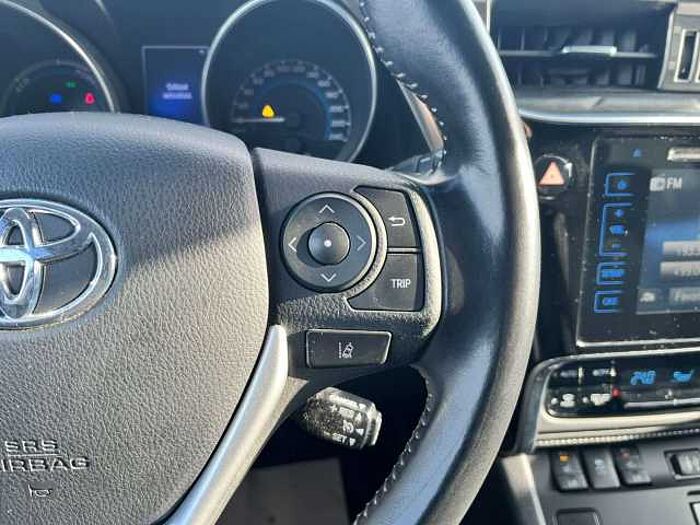 Toyota Auris Touring Sports Hybrid Edition-S+