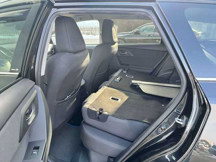 Toyota Auris Touring Sports Hybrid Edition-S+