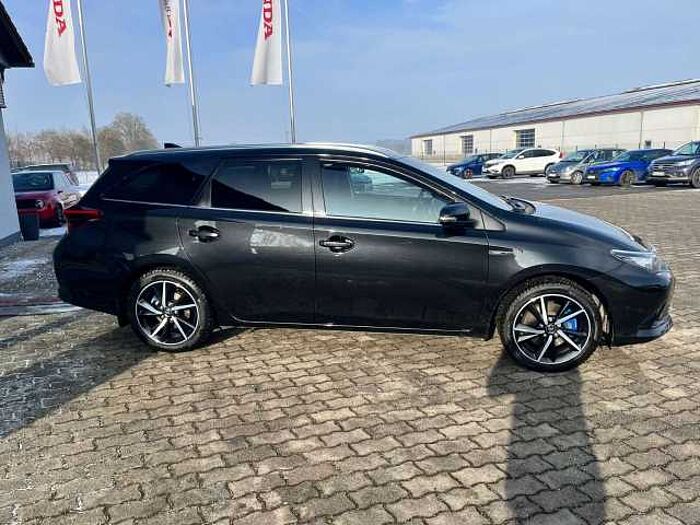 Toyota Auris Touring Sports Hybrid Edition-S+