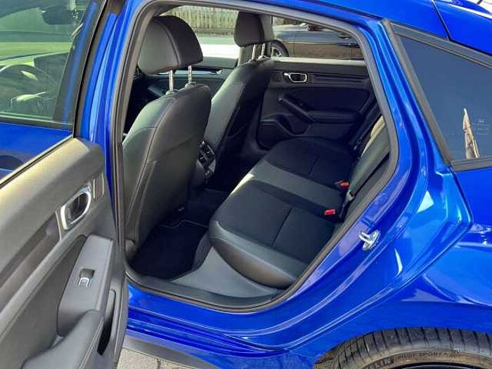Honda Civic 2.0 e: HEV Sport