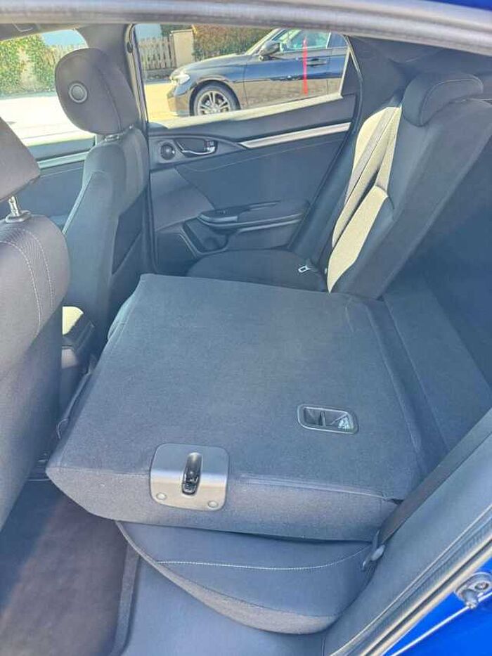 Honda Civic Lim. 5-trg. 1.0 Elegance CVT Automatik