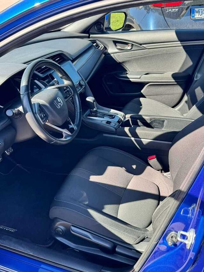 Honda Civic Lim. 5-trg. 1.0 Elegance CVT Automatik