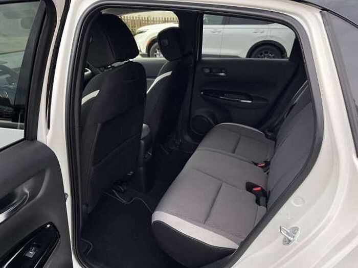 Honda Jazz 1.5 iMMD Crosstar Hybrid BI-COLOR