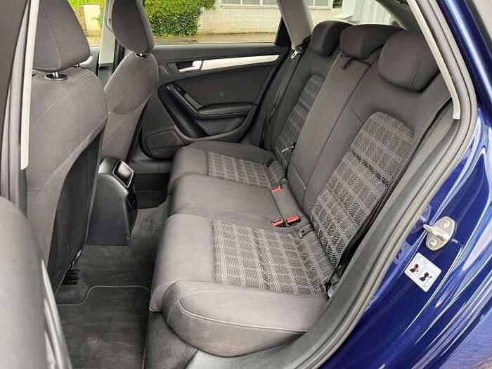 Audi A4 Avant Ambition