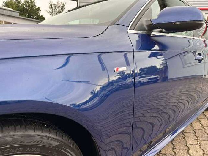 Audi A4 Avant Ambition