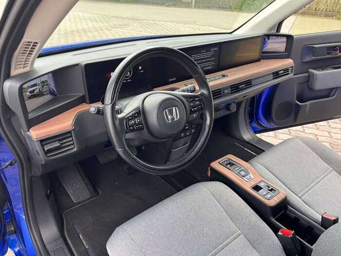 Honda e Advance