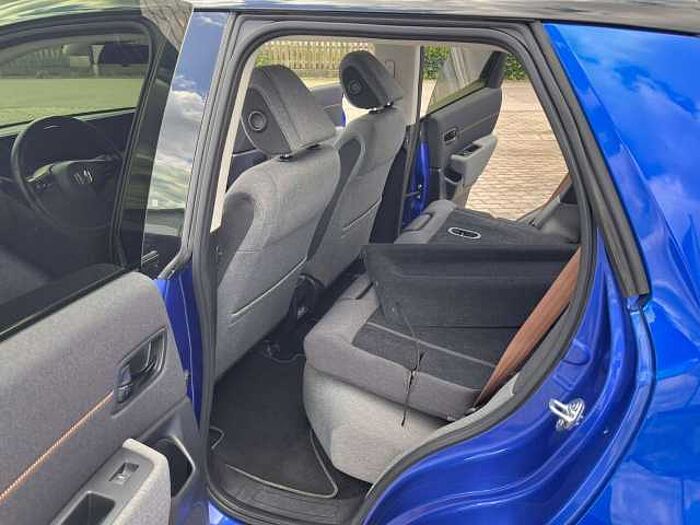 Honda e Advance