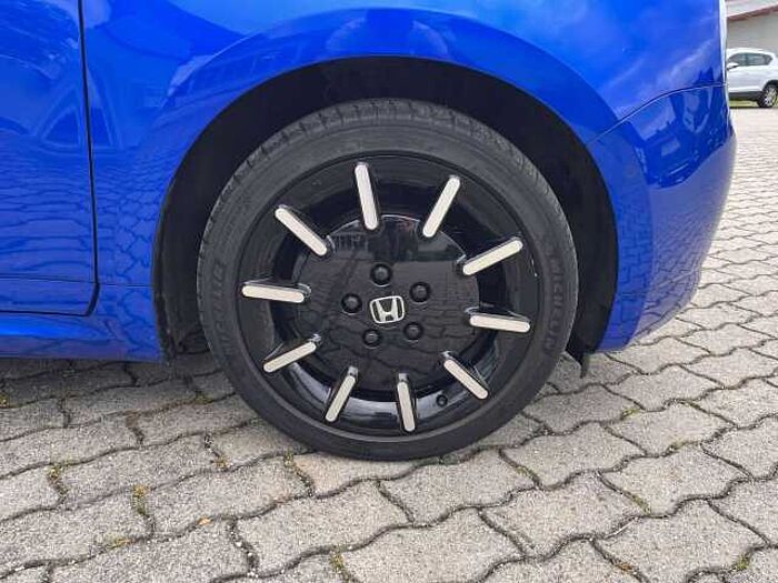 Honda e Advance