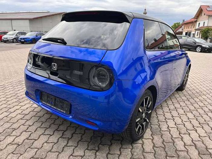 Honda e Advance