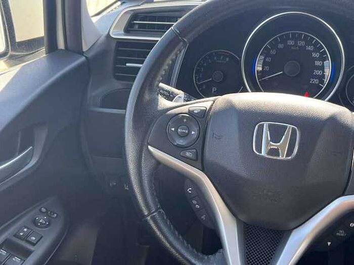 Honda Jazz 1.3 i-VTEC Elegance 1.5 i-Vtec Automatik