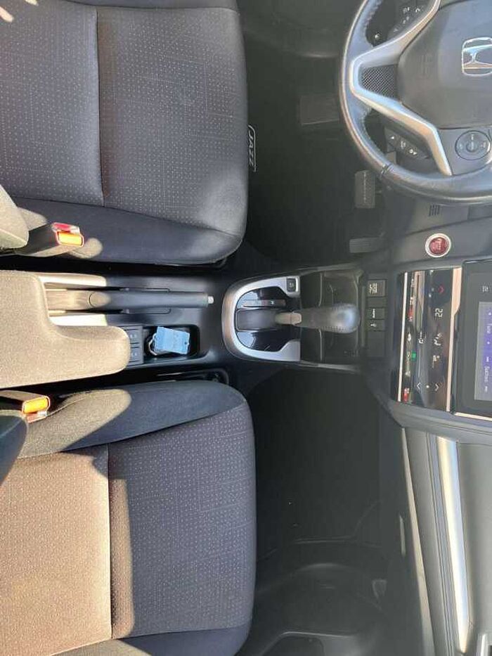 Honda Jazz 1.3 i-VTEC Elegance 1.5 i-Vtec Automatik