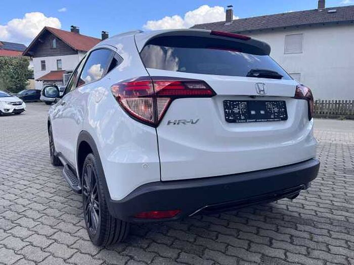 Honda HR-V 1.5 i-VTEC Executive Black Edition