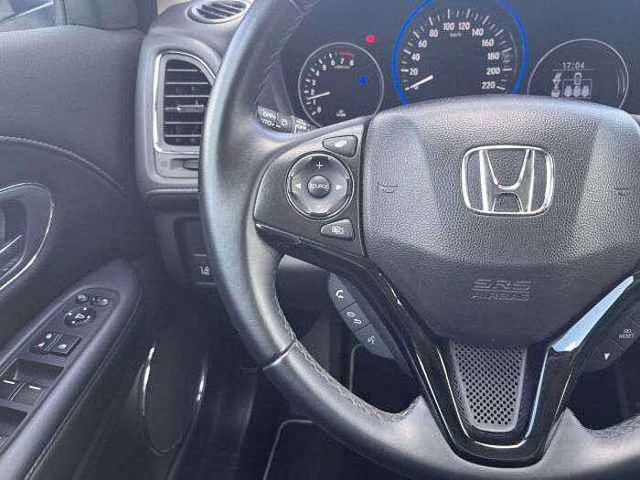 Honda HR-V 1.5 i-VTEC Executive Black Edition