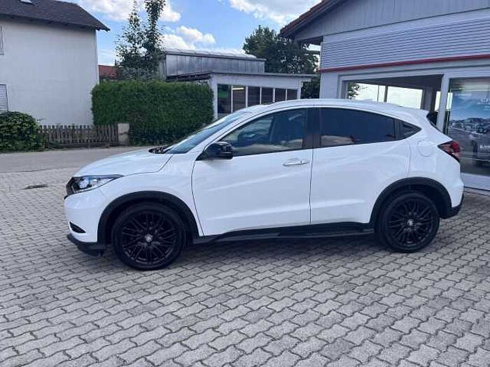 Honda HR-V 1.5 i-VTEC Executive Black Edition