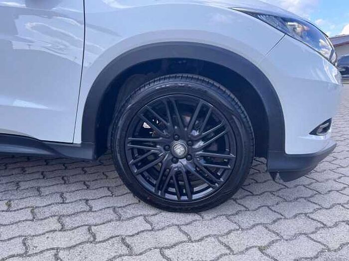 Honda HR-V 1.5 i-VTEC Executive Black Edition