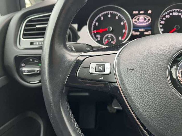 Volkswagen Golf VII Lim. Highline BMT/Start-Stopp