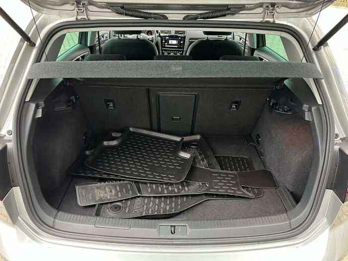 Volkswagen Golf VII Lim. Highline BMT/Start-Stopp