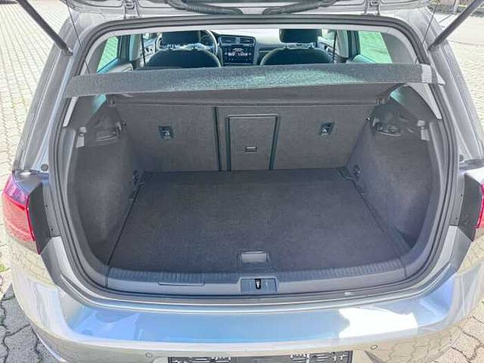 Volkswagen Golf VII Lim. Highline BMT/Start-Stopp
