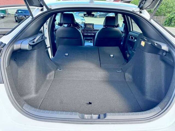 Honda Civic 2.0 i-MMD Hybrid e-CVT Sport