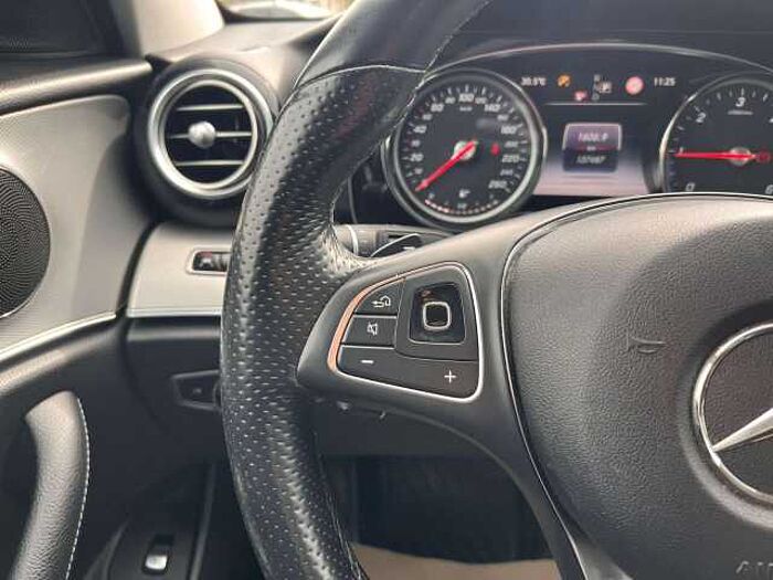 Mercedes-Benz E 220 E T-Modell E 220 d