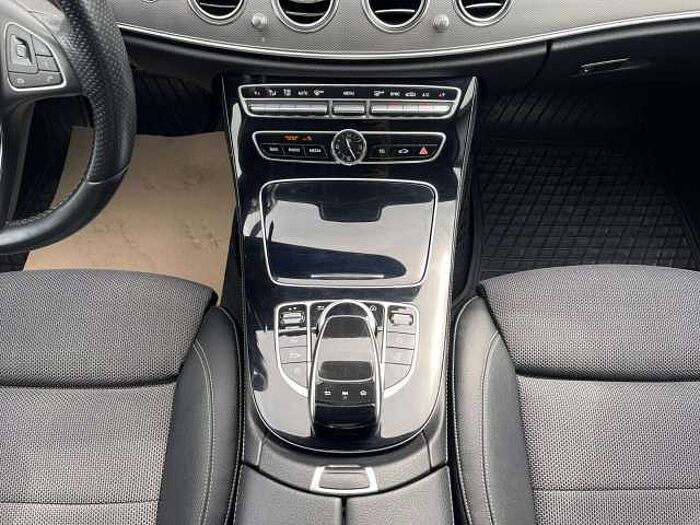 Mercedes-Benz E 220 E T-Modell E 220 d