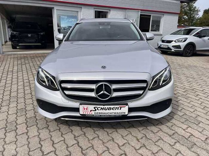 Mercedes-Benz E 220 E T-Modell E 220 d