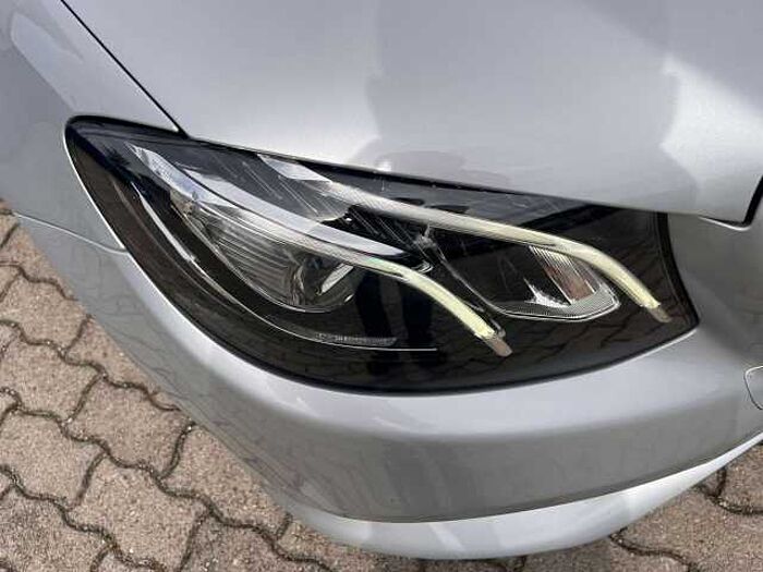 Mercedes-Benz E 220 E T-Modell E 220 d