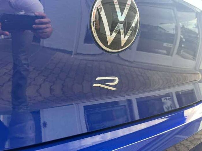 Volkswagen Golf VIII R 4Motion IQ DSG Harman
