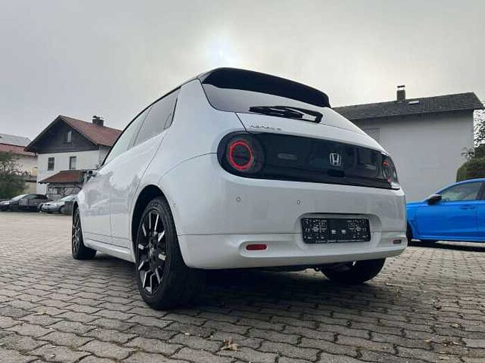 Honda e Advance