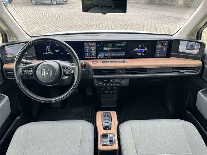 Honda e Advance