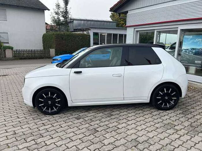 Honda e Advance