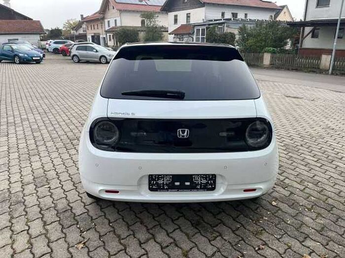Honda e Advance