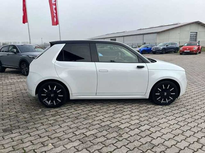 Honda e Advance